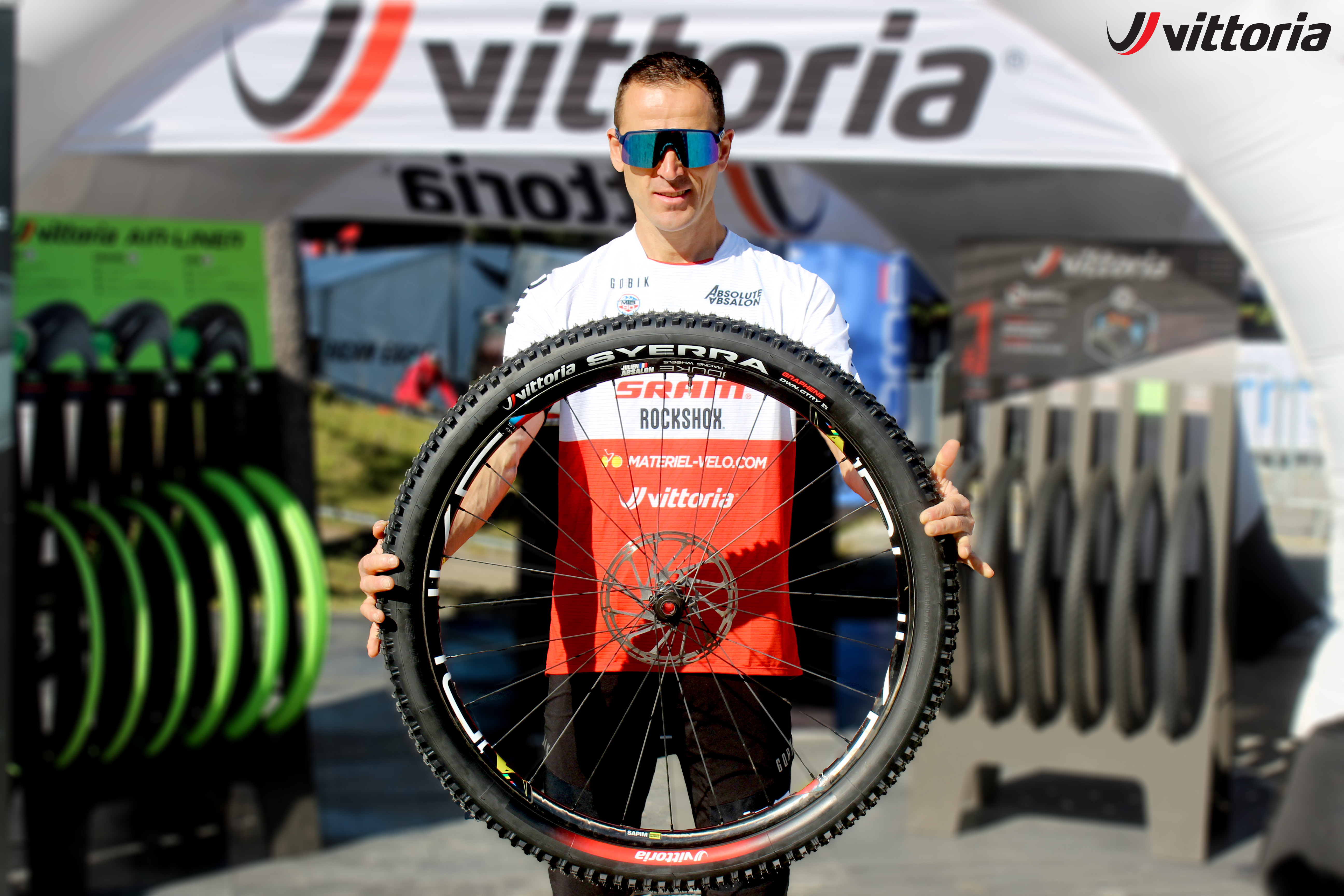 Julien Absalon with Syerra Tyre 02